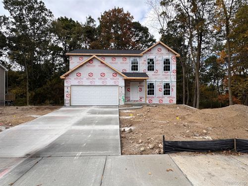 150 Woodland Way, Manchester, MI, 48158-8583 | Card Image