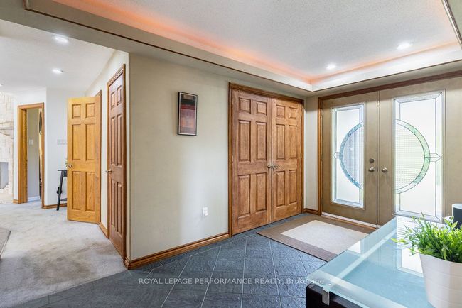 1657 Whiteside Way, House other with 3 bedrooms, 2 bathrooms and 8 parking in Metcalfe ON | Image 5