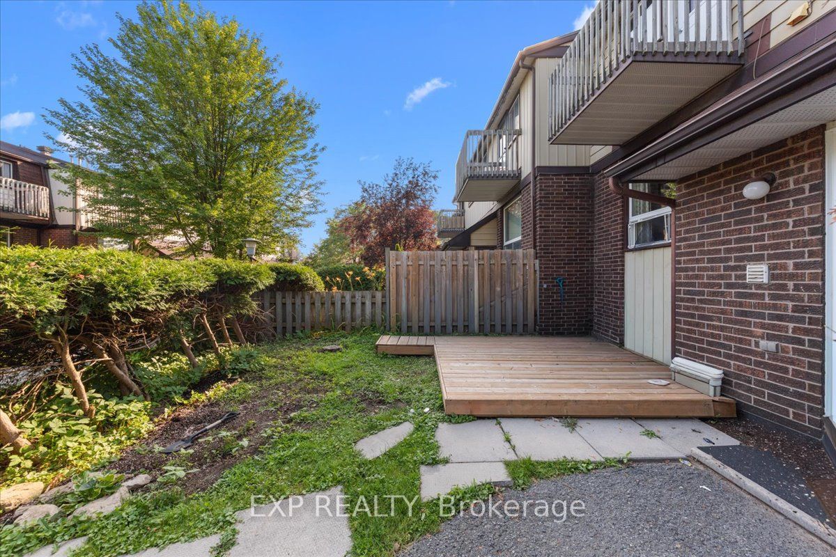Residential in Manor Park - Cardinal Glen and Area 3