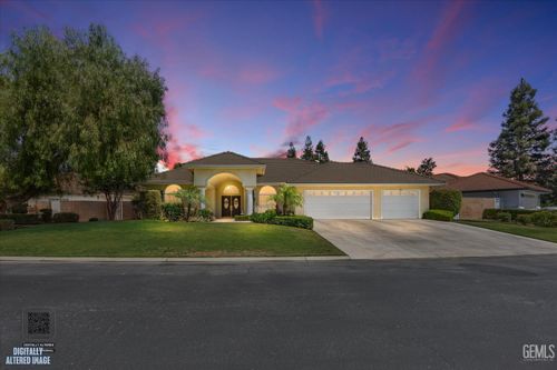 4205 Palisades Cir, Bakersfield, CA, 93308 | Card Image