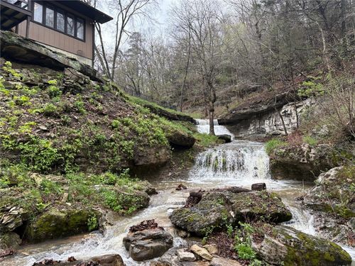 148 County Road 155, Eureka Springs, AR, 72632-9017 | Card Image