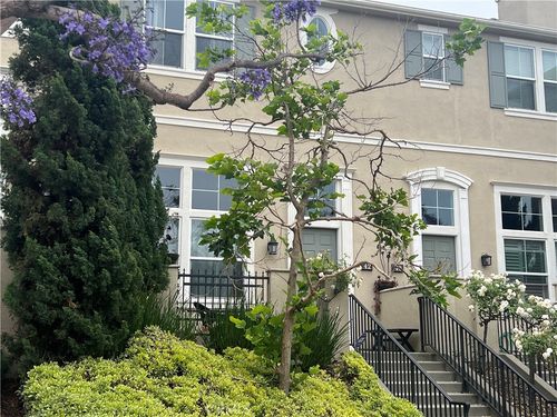 42 Fringe Tree, Irvine, CA, 92606-4510 | Card Image