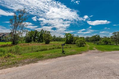 5757 Burnett Road, Home with 0 bedrooms, 2 bathrooms and null parking in Manvel TX | Image 2