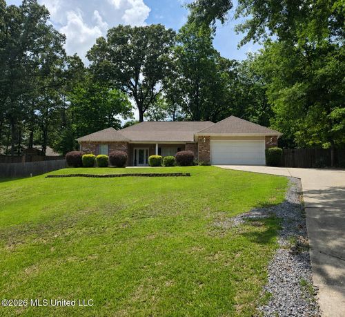 121 Serene Hls, Hattiesburg, MS, 39402-7968 | Card Image