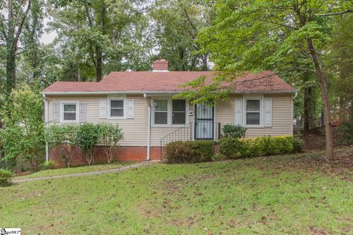 424 Potomac Ave, Greenville, SC, 29605-2126 | Card Image