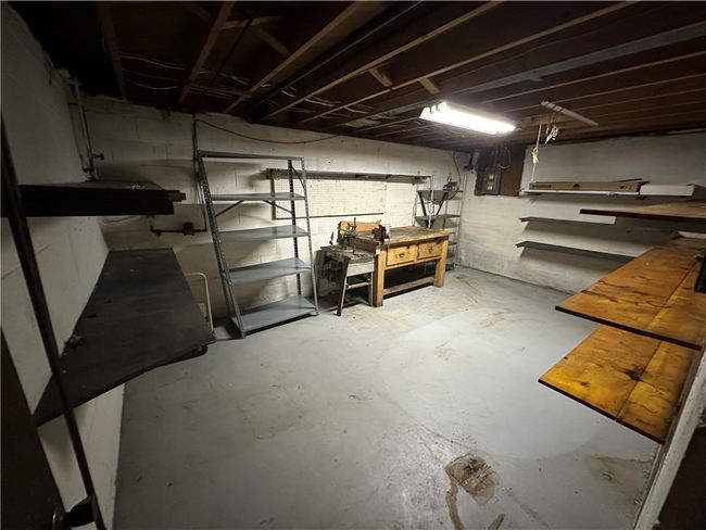 1020 Grove St. Ext., House other with 3 bedrooms, 2 bathrooms and 2 parking in Hempfield Twp - WML PA | Image 24