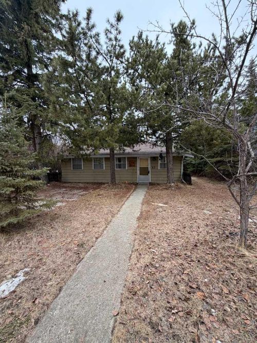 85 Oliver Ave, Bentley, AB, T0C | Card Image