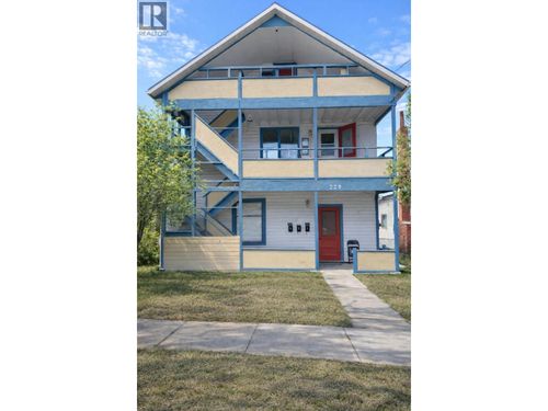 229 9th Avenue S, Cranbrook, BC, V1C2M4 | Card Image