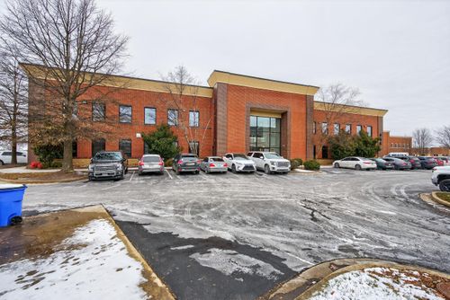 180-444 Lewis Hargett Cir, Lexington, KY, 40503-3689 | Card Image