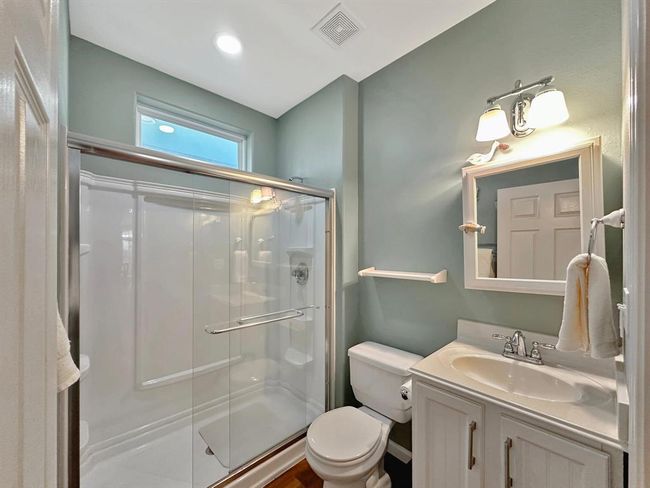 126 Linda St, House other with 4 bedrooms, 3 bathrooms and null parking in Anahuac TX | Image 7