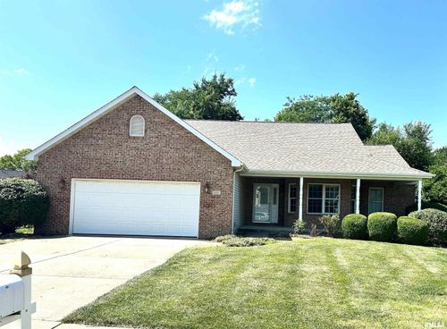 203 Huntington Rd, Chatham, IL, 62629-8076 | Card Image