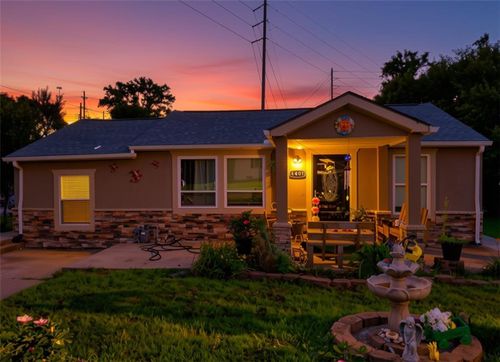 4401 Claudine Ln, Kansas City, KS, 66102-1921 | Card Image