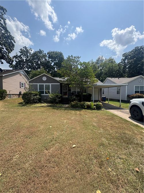 2020 S Q St, Fort Smith, AR, 72901-5613 | Card Image