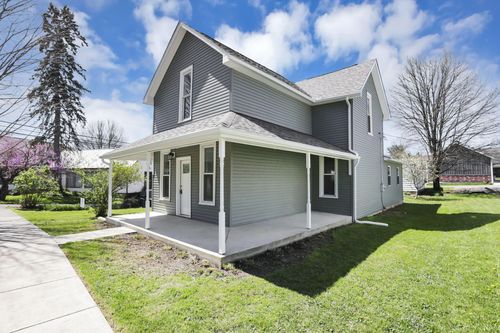 77 S Church St, Thornville, OH, 43076-7524 | Card Image