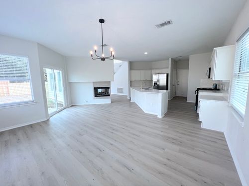 9622 Woodvale Dr, Austin, TX, 78729-3563 | Card Image