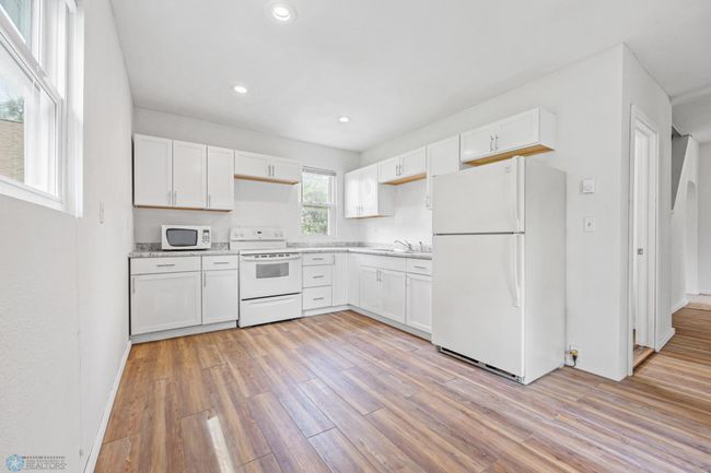 Kitchen | Image 14