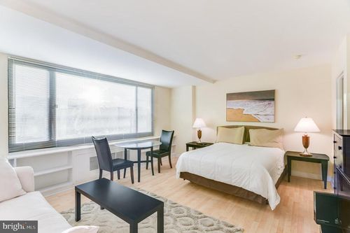 802-1011 Arlington Blvd, ARLINGTON, VA, 22209-2208 | Card Image