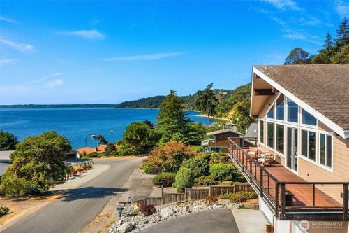 25931 75th Ave Sw, Vashon, WA, 98070-8503 | Card Image