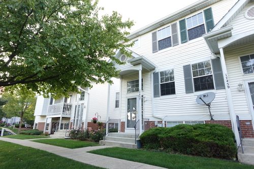 17457 Sauk Dr, Lockport, IL, 60441-7688 | Card Image