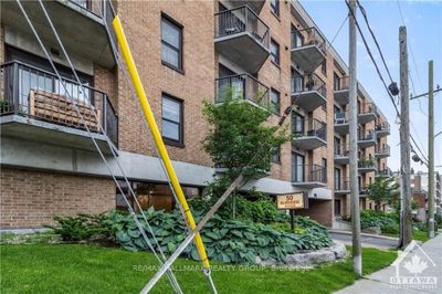 203 - 50 Burnside Ave, Condo with 2 bedrooms, 2 bathrooms and 1 parking in Ottawa ON | Image 3