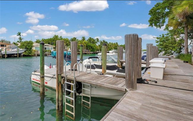 5E-N - 9940 W Bay Harbor Dr, Condo with 2 bedrooms, 2 bathrooms and null parking in Bay Harbor Islands FL | Image 34