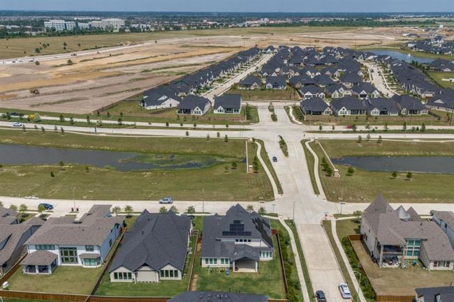 14303 Paseo Marbella Dr, House other with 5 bedrooms, 6 bathrooms and 3 parking in Cypress TX | Image 38