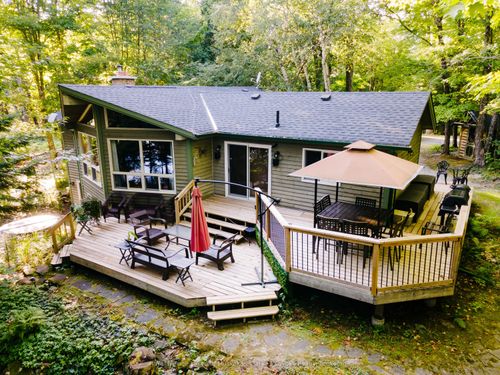 1157 Between Lakes Trail, Minden, ON, K0M2K0 | Card Image