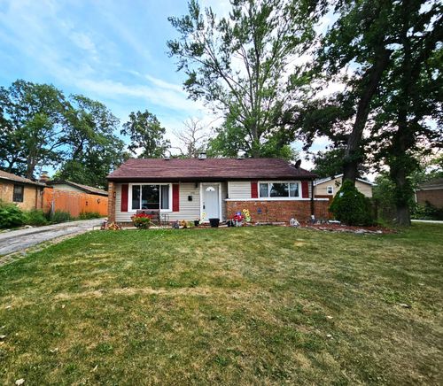 355 Oswego St, Park Forest, IL, 60466-2135 | Card Image