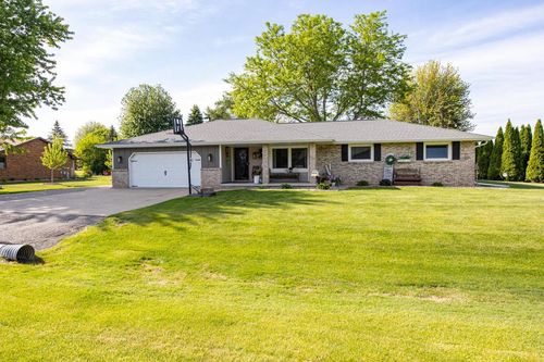 W2593 Colonial Court, BUCHANAN, WI, 54915 | Card Image