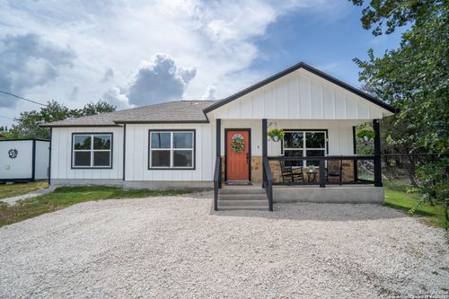 1056 Greenbriar Dr, Canyon Lake, TX, 78133-2520 | Card Image