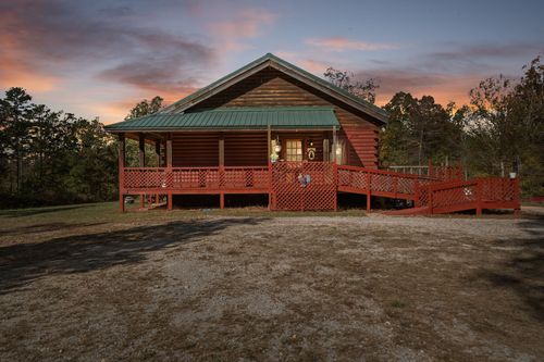 302 Faith Way, Waynesboro, TN, 38485-1510 | Card Image