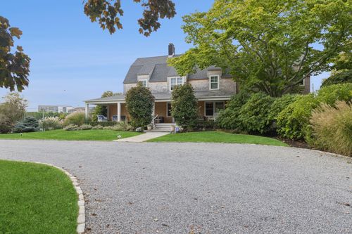 91 Beach Ln, Westhampton Beach, NY, 11978-2708 | Card Image