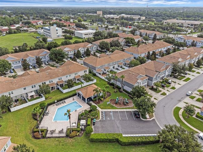 9013 Shepton St, Townhouse with 3 bedrooms, 3 bathrooms and null parking in ORLANDO FL | Image 32