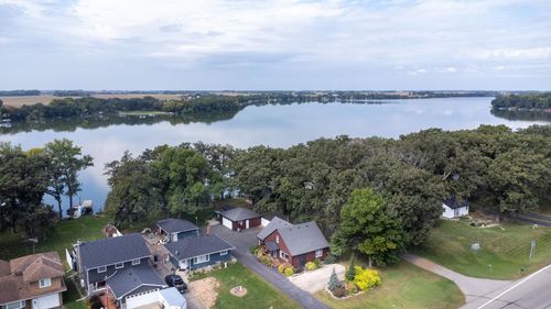 10877 Highway 15, Brownton, MN, 55312-8312 | Card Image