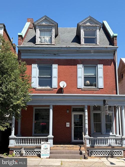107 E Main St, MECHANICSBURG, PA, 17055-3854 | Card Image