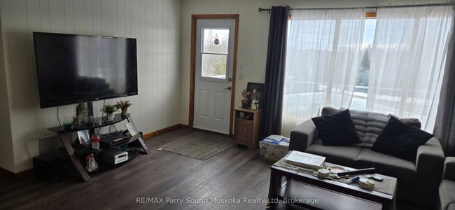 14 Church Rd, House other with 3 bedrooms, 1 bathrooms and 2 parking in Redbridge ON | Image 21