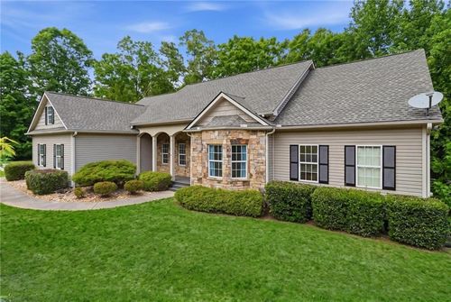 3480 Talking Leaves Trl, Gainesville, GA, 30506-4666 | Card Image