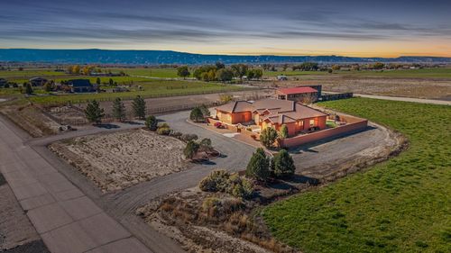 1633 Campfire Ct, Loma, CO, 81524-8503 | Card Image