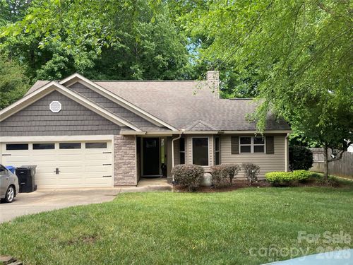 529 Lisa Carol Dr, Mooresville, NC, 28115-7903 | Card Image