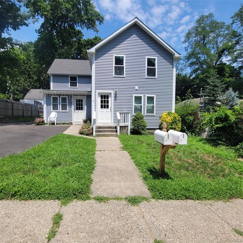 2nd-floor-23 Tuthill St, Huntington, NY, 11743-4336 | Card Image