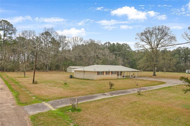 54120 Passman Rd, House other with 3 bedrooms, 2 bathrooms and null parking in Loranger LA | Image 25