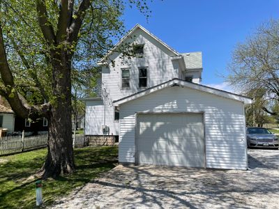 170 E Iroquois Street, House other with 4 bedrooms, 1 bathrooms and 4 parking in Sheldon IL | Image 2