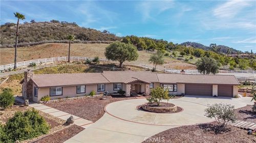 45400 Via Vaquero, Temecula, CA, 92590 | Card Image