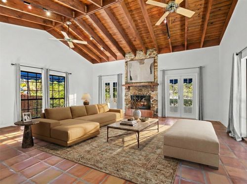 1313 Ponce De Leon Dr, Fort Lauderdale, FL, 33316-1364 | Card Image