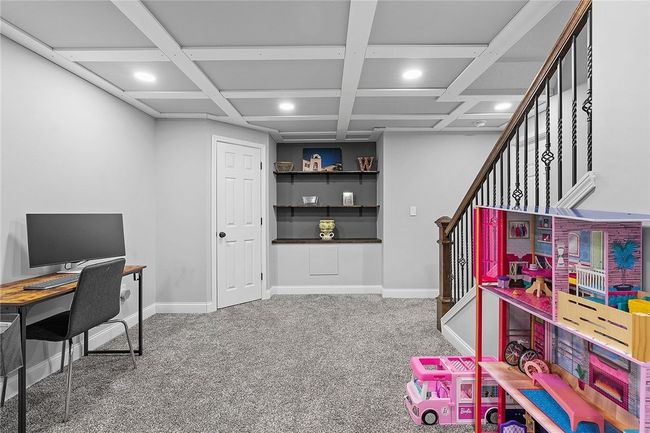 401 Schomburg Ct, House other with 4 bedrooms, 3 bathrooms and 2 parking in Cranberry Twp PA | Image 33
