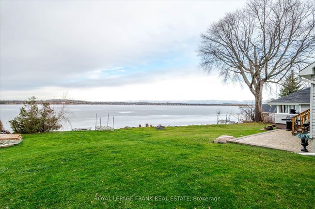 798 Simcoe St, House other with 3 bedrooms, 1 bathrooms and 4 parking in Bridgenorth ON | Image 33