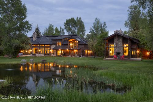 185 S Swan Rd, Jackson, WY, 83001-8314 | Card Image