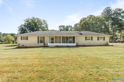 280 Bonnie Cir, Toney, AL, 35773-9726 | Card Image