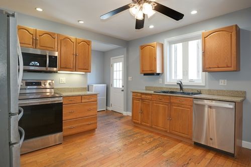 49 Cowdrey Ave, Lynn, MA, 01904-2213 | Card Image