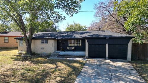 5920 Tourist Dr, North Richland Hills, TX, 76117-2849 | Card Image